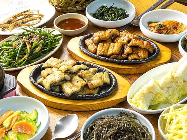 살살 녹는 풍천장어, ‘<strong>조개</strong>의 여왕’ 백합…선운사 단풍도 식후경