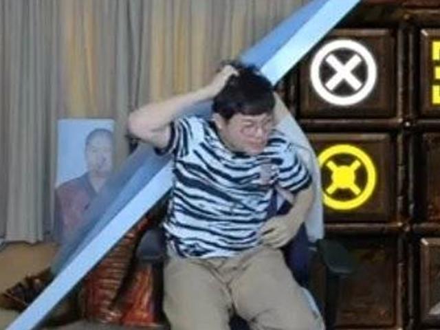 BJ 감스트, <strong>방송</strong> 중 크로마키 맞고 부상…"뇌진탕으로 <strong>방송</strong> 불가"