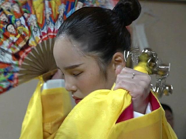 <strong>무속인</strong>이 된 피겨선수 최원희 “좋게 보지 않아도 괜찮아요”