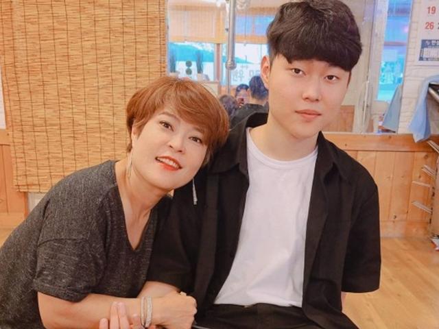 조혜련, 대학생 아들과 행복한 근황..<strong>엄마</strong>로서 얼마나 뿌듯할까