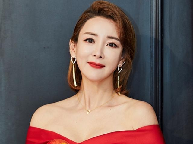 "3번 이혼, 내려놓기 힘들어"....<strong>이상아</strong>, '애로부부' 결국 하차