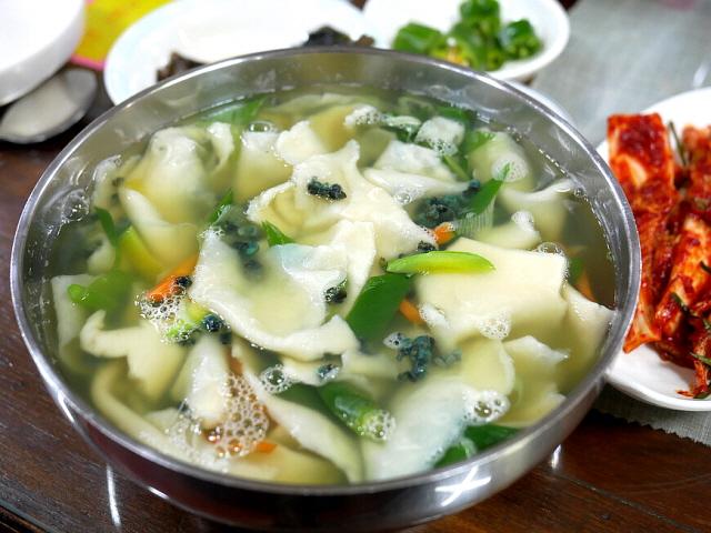 [ESC] 냉정과 열정 사이, 다슬기 수제비