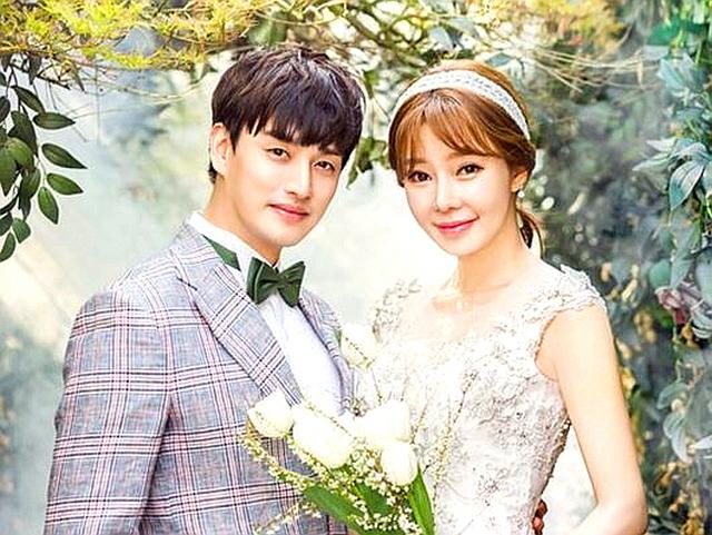 <strong>유키스</strong> 출신 일라이, 지연수와 결혼 6년 만에 이혼.."아들은 엄마와"