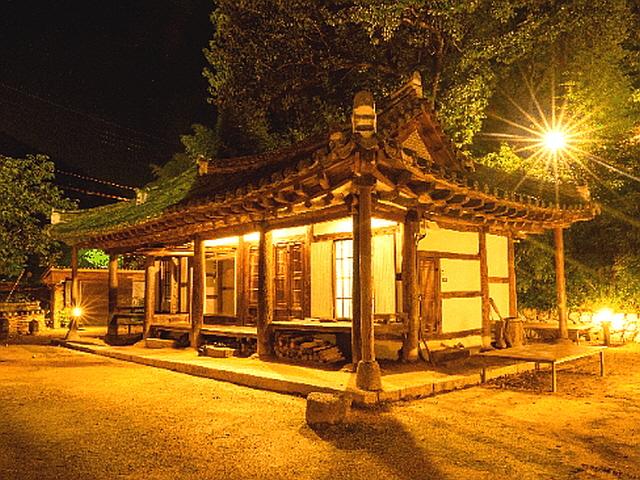 코로나 시대 가족 여행 숙소로 주목받는 독채 한옥 4선