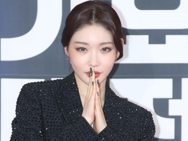 <strong>청하</strong>, 확진 "미안해요"…'달리는사이' 촬영 완료·새 앨범 일정 논의