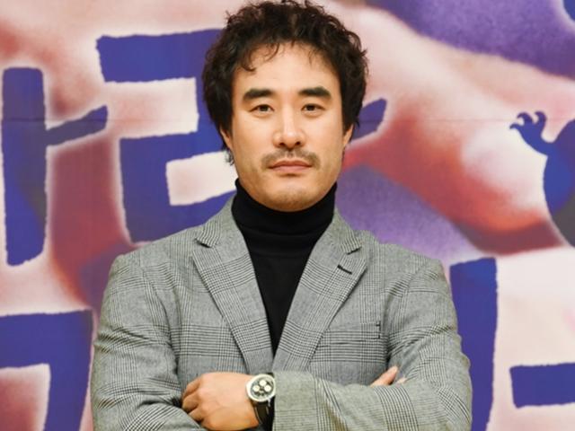 <strong>배성우</strong>, 결국 ‘날아라 개천용’ 하차...SBS “최대한 편집해 방송”