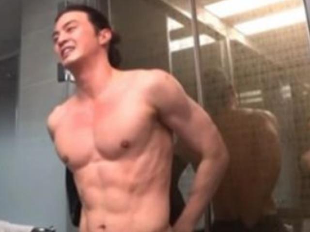 김지훈, 가슴+<strong>복근운동</strong> 후 근육공개 "나만 보기 아까워" (나 혼자 산다)
