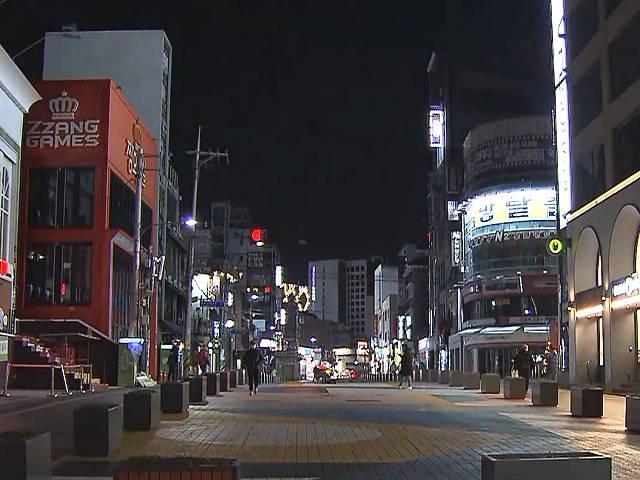 '가보지 않은 길' 3단계, 경제 죽는 길일까