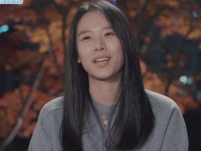 '이혼 언급' 조윤희, 인터뷰 중 돌연 '눈물' 왈칵 쏟은 까닭