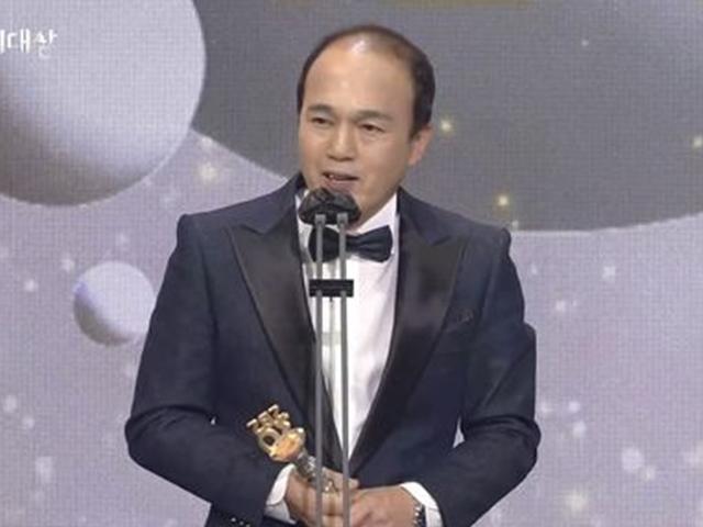 "재석이 형 집값 잡아줘" <strong>김광규</strong>, 뜬금 소감에 '유머'vs'황당' 갑론을박