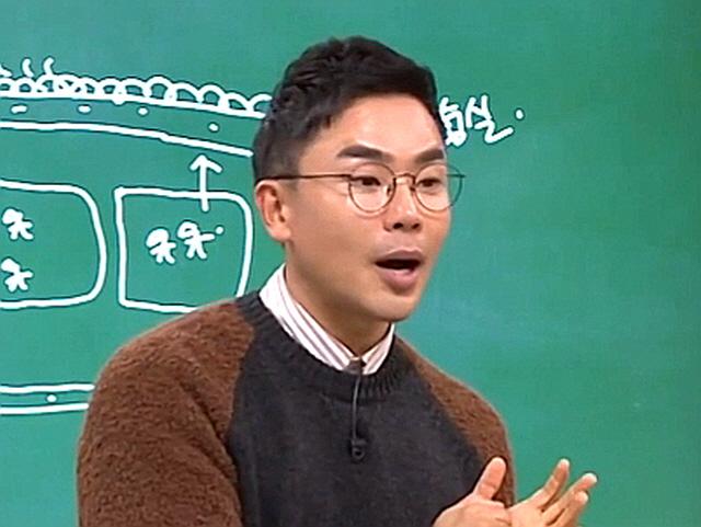 <strong>설민석</strong> 역사 왜곡 논란 ing→'벌거벗은 세계사'는 언급 無