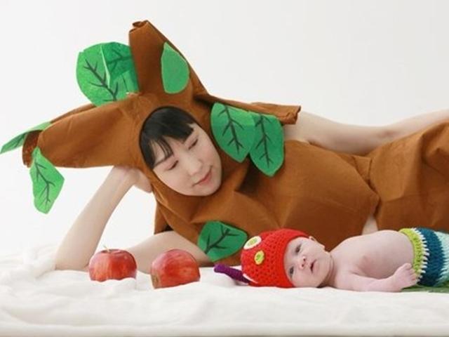 자발적 <strong>미혼모</strong> 사유리, 파란눈 아들 공개 "서양인 정자 받아"