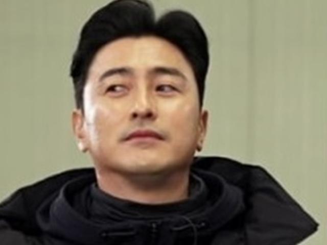 ‘뭉쳐야 찬다’ 안정환 “룸메이트 박지성 심부름 시키다...”