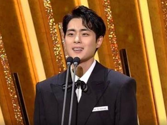 상은 조병규가 받았는데…각종 <strong>방송사</strong>넷플릭스, SNS로 '주접 대잔치'