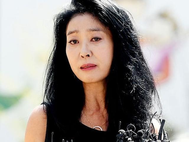 김부선, "'<strong>그알</strong>'보고 8kg 빠져..정인 양모 호송버스 치고 경찰에게 패대기"