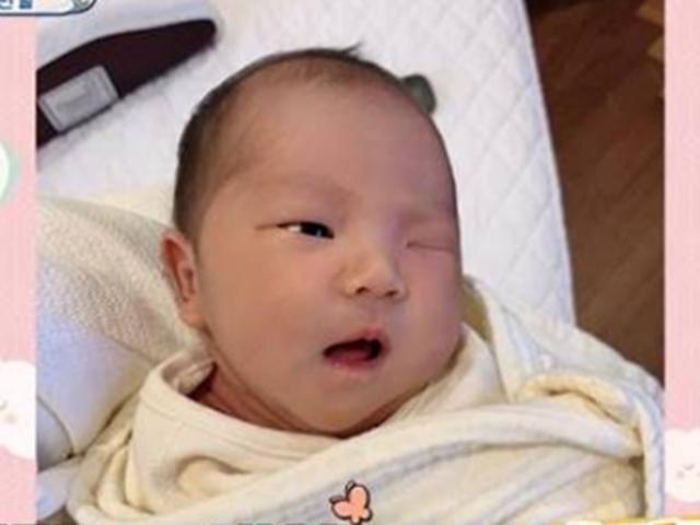 `<strong>슈돌</strong>` 김영권 아내, 홀로 셋째 출산 `가슴 뭉클`