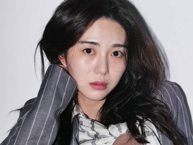 권민아, 정신과 진단서 공개하며 <strong>지민</strong> 괴롭힘 증명…"비참하고 더러워"