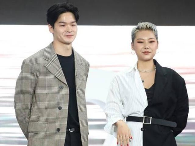 치타·남연우, <strong>공개</strong> <strong>열애</strong> 3년 만 결별..."바쁜 일정 탓"