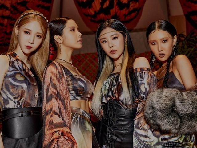 <strong>마마무</strong>, 솔라·문별 RBW 재계약…휘인·화사 논의 중