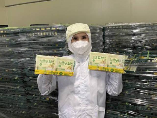 두부로 300억 매출 올린 '조성철'···그녀 정체는 바이올리니스트