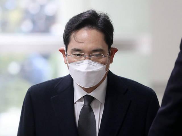 이재용 "흔들림 없이 한마음 되어주길"...임직원들에 첫 옥중 메시지