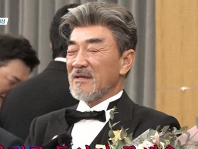 '<strong>도시어부2</strong>' 이덕화, 100년 낚시 사랑으로 얻은 '대상'..열정 빛난 정신적 지주