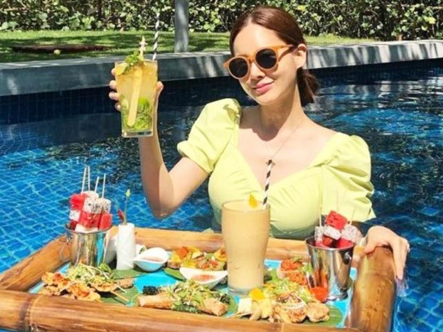 “여기 대체 어디에요?” SNS에 장소 문의 쏟아진 여가수의 사진