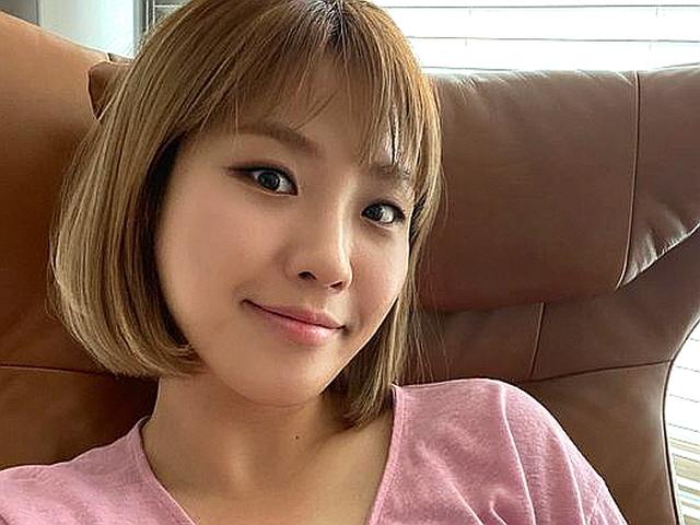 [단독] '헬스걸' <strong>권미진</strong>, 엄마 됐다 "10분만에 제왕절개로 출산..다이어트는 평생"