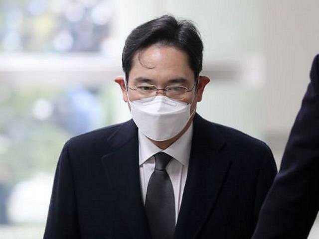 ‘취업제한’ 통보 받은 이재용, <strong>삼성전자</strong> <strong>경영</strong>불가?