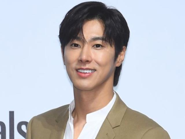 "유노<strong>윤호</strong>, 학폭 피해자 도왔다…의로운 친구" 훈훈 미담