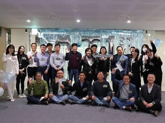 40년 공무원과 27년 은행원이 하게 된 뜻밖의 부업