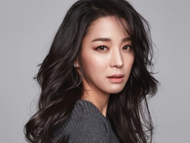 한고은 “20대 이후로 삼겹살 안 먹어…<strong>회식</strong> 때도 비계 떼고”