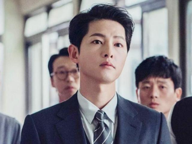 [ESC] ‘빈센조’ <strong>송중기</strong>처럼 슈트 입고 싶다고?