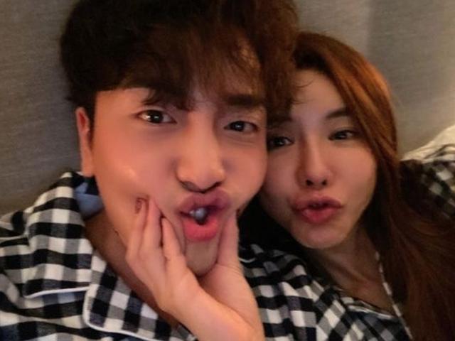 <strong>김준희</strong>, ♥연하 남편→복근 공개…"진심으로 행복한 적 없었다"