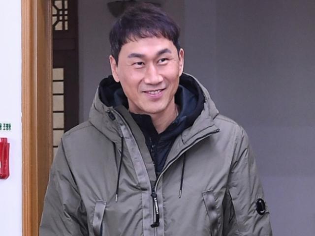 '췌장암 투병' 유상철, "위독한 상황…암 세포 퍼져 한쪽 눈 실명"