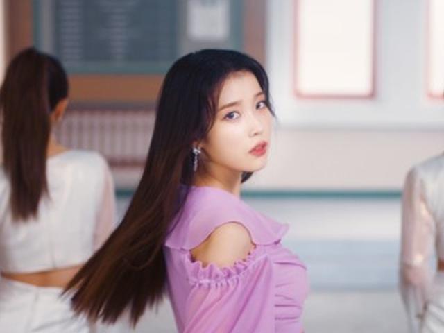 그녀가 돌아오면 차트가 출렁인다…스물아홉 아이유의 힘