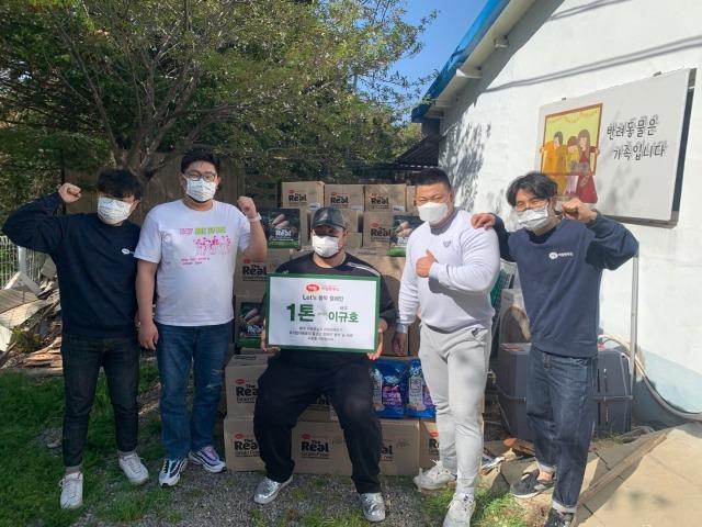 하림펫푸드, 배우 이규호와 유기동물 ‘렛츠폴짝’ 기부 캠페인 벌여