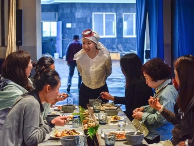 제주 어촌을 바꾼 로컬 크리에이터...“<strong>해녀</strong>가 잡은 해산물, 공연과 접목”