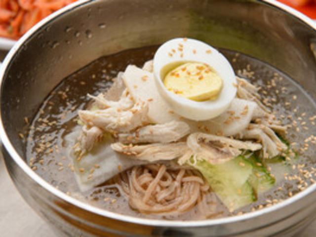 우리나라 최초의 <strong>배달음식</strong>