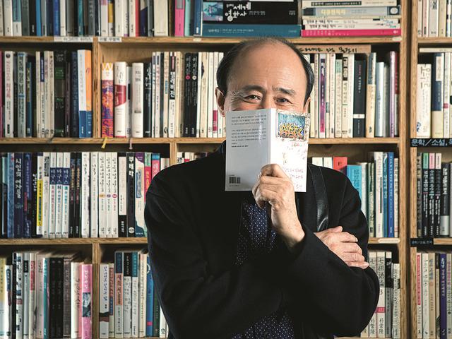 작가 구효서, 우리 삶에 <strong>문학</strong>이 필요한 순간