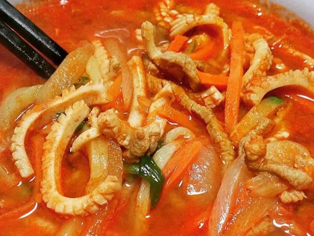 냉장고에 쟁여놓고 먹어야 한다는 <strong>대형마트</strong> 인기 냉동식품 7가지