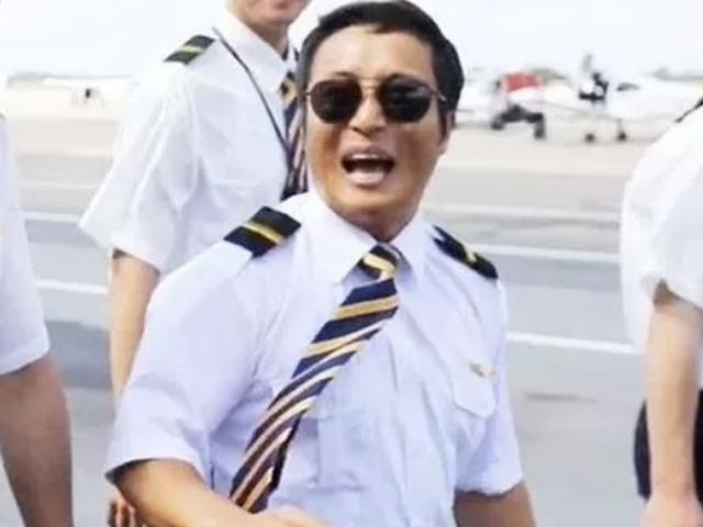 31번 도전 끝에 조종사 <strong>자격증</strong> 취득한 키158cm 파일럿 누구?