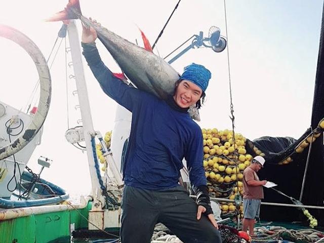 고졸 출신이지만 20살 때 받았던 첫 연봉은 1억 원입니다!
