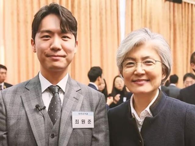 ‘대한민국 0.1%’ TV나왔던 훈남 <strong>외교관</strong>이 선택한 제2의 직업
