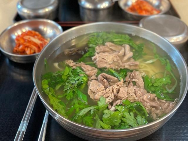 유재석과 조세호가 맛있어서 감격했다는 유퀴즈 맛집