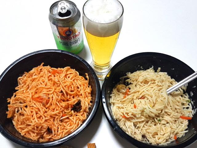 [내돈내먹] 흐르는 물에 '1분 완성' 비빔면과 퓨어한 <strong>생맥주</strong>를