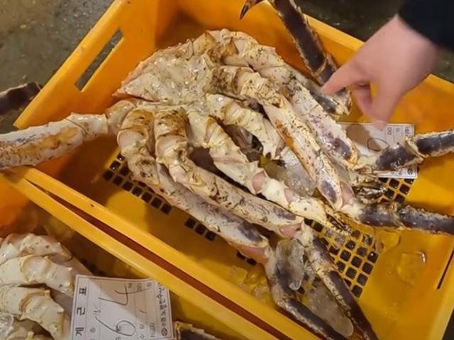 “손장난 하나로 수억 원 매출” 수산시장 <strong>바가지</strong> 요금, 직접 당해보니…