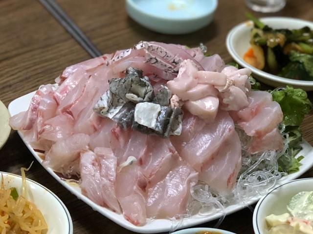 여름에 안 먹으면 후회하는 전국 <strong>민어</strong> 맛집 5곳