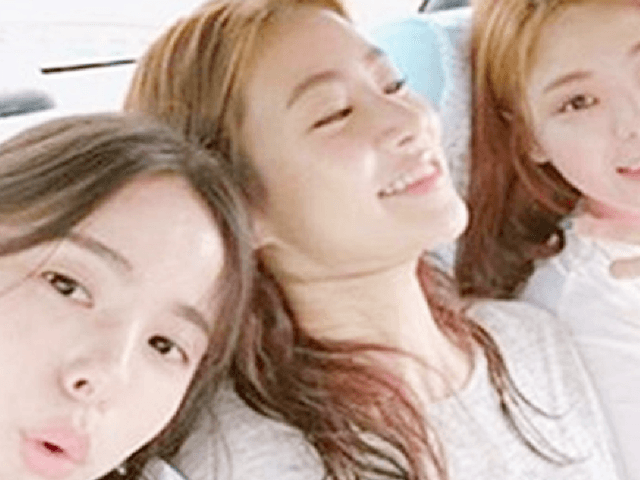 너무 친해서 사우나, 여행도 같이 간다는 배우 모임의 정체