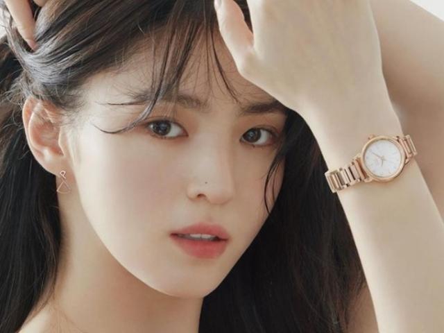 배우 <strong>한소희</strong>, 옷가게, 고깃집, 호프집까지 안해 본 알바가 없어요.